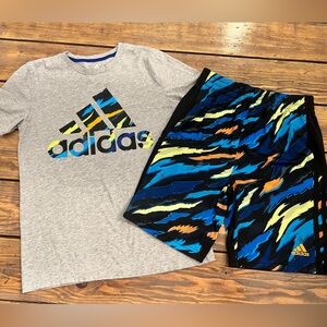 Boys Adidas Short Sleeve Shirt and Shorts Size Large 14/16